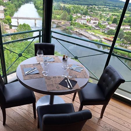 Hotel Bellevue Puy-lʼÉvêque 外观 照片