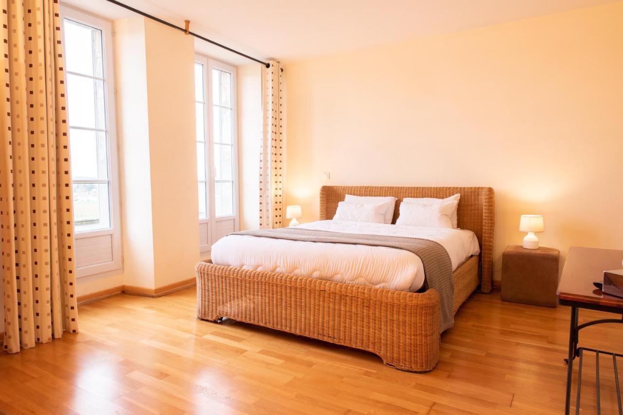 Hotel Bellevue Puy-lʼÉvêque 外观 照片
